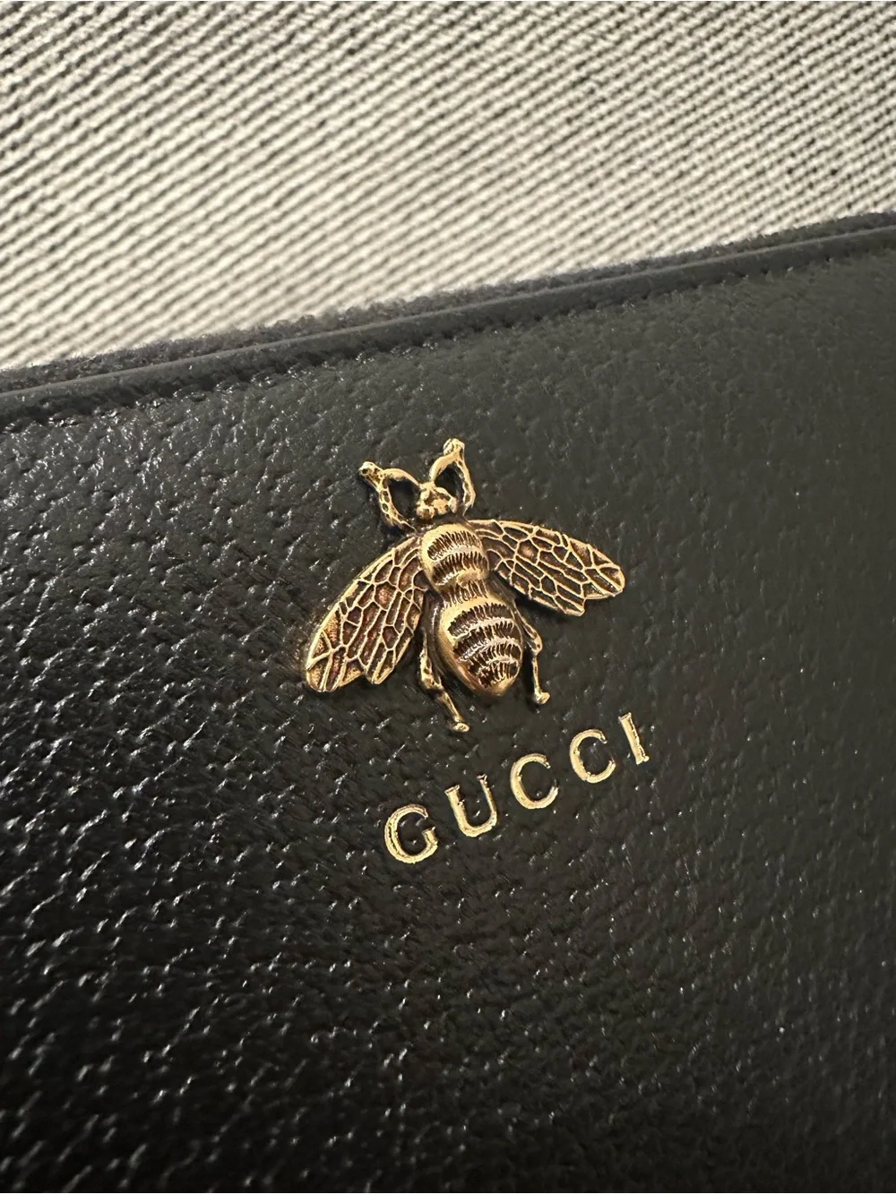 Authentic Gucci Animalier Bee Black Leather Zip Around Long Wallet